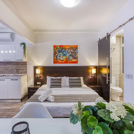 Stylish 1bedroom In The Heart Of St Julians 303